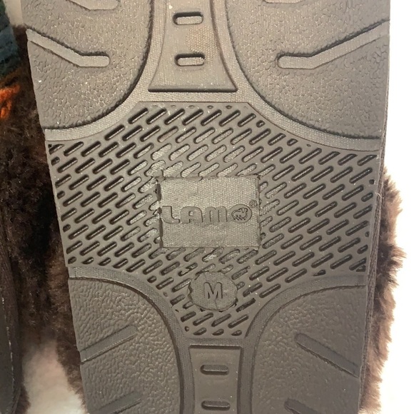 LAMO woman’s brown multi color pattern slippers size M (7 - see chart) - Picture 6 of 9